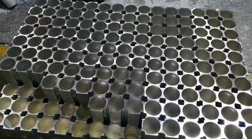 【江蘇】口碑相傳的鋁合金電動機外殼全自動切鋁機，贏得劉總認可