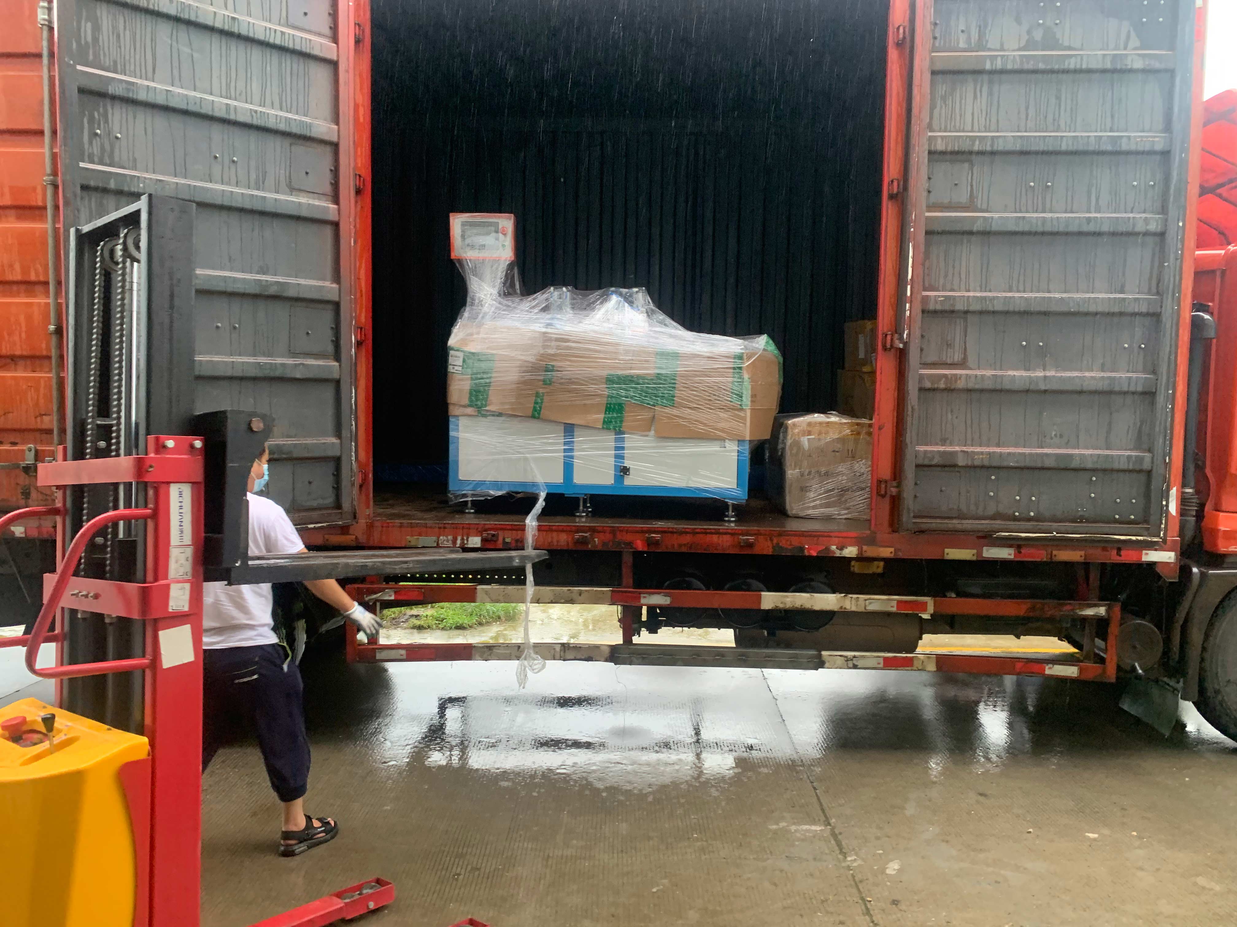 【杭州】傳感器型材1.1米-2.5米切割，全自動切鋁機SDY-Q300L加長版滿足需求