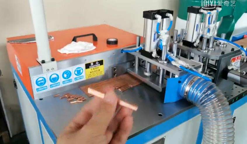 全自動銅棒切割機 全自動銅棒切割機