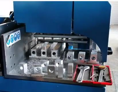 無尾料切鋁機(jī)并非“無尾料”而是余料10mm