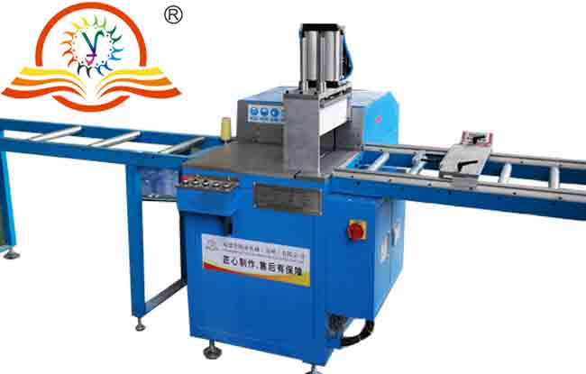 SDY-B400半自動(dòng)鋸切機(jī) SDY-B400半自動(dòng)鋸切機(jī)